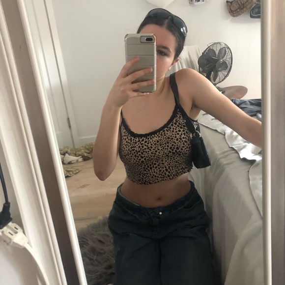 Brandy Melville Leopard Cami - Picture 3 of 3